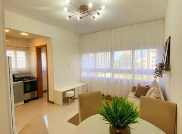 Apartamento · 2 Quartos · 1 Vaga · Apartamento com 02 dormitórios mobiliado e decorado!