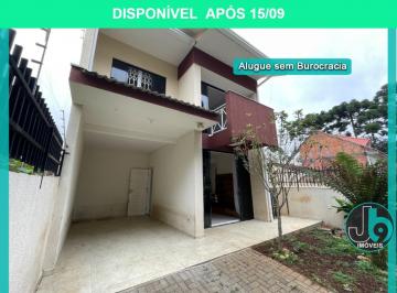 Foto 01 · Sobrado para Alugar no Bairro Orleans 139m² com 3 quartos, 1 suíte, ático gourmet com churrasqueira 