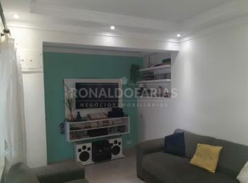 Casa · 70m² · 4 Quartos · 1 Vaga · Sobrado a venda sendo 4 quartos com uma suite 2 salas 4 bnheiro