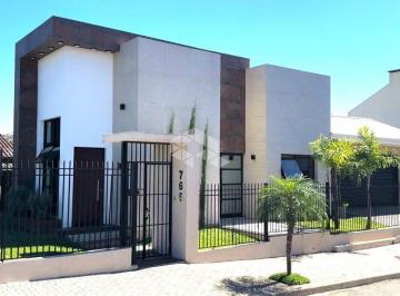 518586_irz7u8712r6i5xFC7eo_51858666197cc2ab575.jpg · Casa Plana com 3 dormitórios, sendo 1 suíte master.