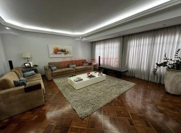 c1edb0dee5ebabf684ef96a622cd3b53.jpg · Sobrado de 453m² com 4 quartos