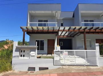 Casa · 106m² · 3 Quartos · 1 Vaga · Casa à venda no bairro Ambrósio - Garopaba/SC