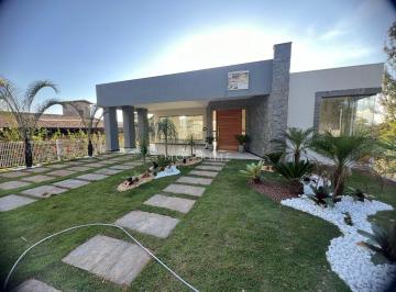 Casa · 300m² · 3 Quartos · 2 Vagas · Casa de 3 quartos no Condomínio em Solar das Palmeiras, Esmeraldas/MG
