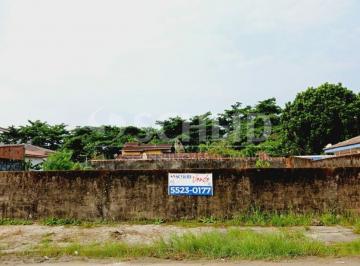 Terreno · 792m² · Terreno Plano com 792m2, sem arvores, em ótima localização em Guaruja'