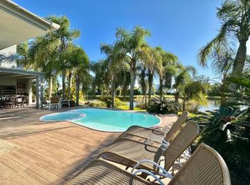 886061.jpg · Casa em Condominio 5 dormitorios - Bairro Atlantida