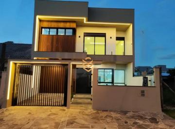 Casa · 200m² · 5 Quartos · 2 Vagas · Sobrado à Venda em Harmonia, Canoas - 215m² - Closet, Escritório - G rande Oportunidade!
