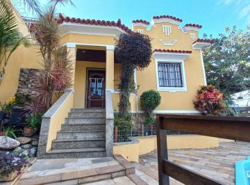 Casa de 4 quartos, Niterói · Largo do Barradas Casa com 4 Quartos à venda, 309m²