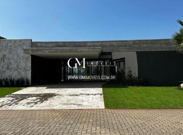 Casa · 229m² · 3 Quartos · 2 Vagas · Casa 3 suítes no Reserva das Águas, fundo lago com piscina - Torres/RS