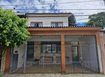Casa · 127m² · 3 Quartos · 2 Vagas · Sobrado a venda na mooca com sala para 3 ambientes.