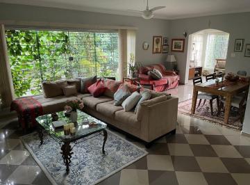 d479d50c502bd02262b24cc022aeaf4a.jpg · Casa terrea de 470m² com 3 quartos