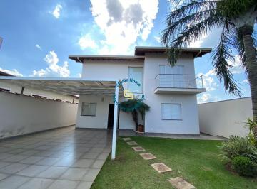 Casa · 188m² · 3 Quartos · 4 Vagas · Casa em Parque Santa Cândida, Araras/SP