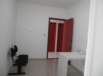 Comercial , Taubaté · sala comercial com planejados, mesas, bancada, pronta para uso