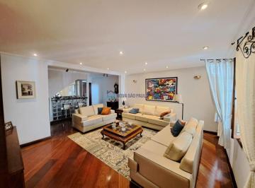 Casa · 298m² · 4 Quartos · 3 Vagas · Sobrado 4 quartos 3 vagas - próximo do Metrô