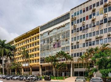 3dafae8a732103024b70d7fff5a20a7cc74383f2 · Sala c/ vista livre no coração de Brasília!