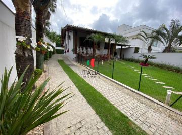 Casa · 340m² · 3 Quartos · 2 Vagas · Casa Alto Padrão Centro