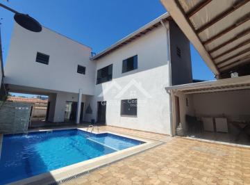 Casa · 250m² · 4 Quartos · 3 Vagas · 
                                Casa em Peruíbe
                            