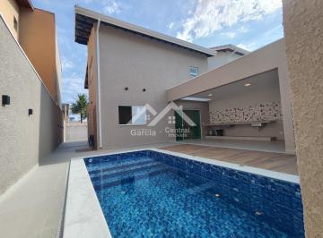 Foto 01 ·
Casa em Peruíbe