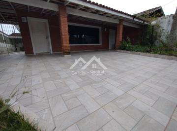 Casa · 283m² · 3 Quartos · 3 Vagas · 
                                Casa em Peruíbe.
                            