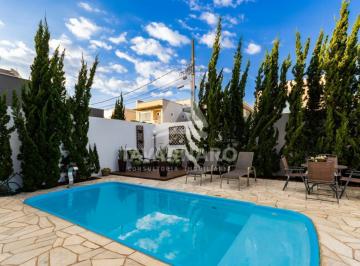 Piscina · Casa no Condomínio La Defénse!