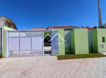 Casa · 250m² · 3 Quartos · 4 Vagas · 
                                Casa em Peruíbe
                            