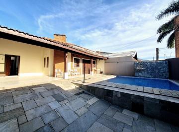 Casa · 250m² · 4 Quartos · 4 Vagas · Casa em Peruíbe no bairro Ribamar
