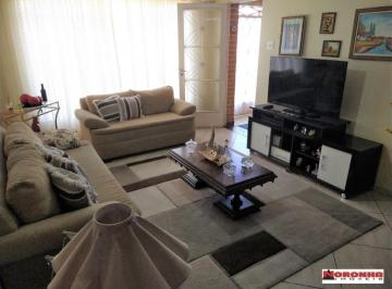52612404-ca6e-41bb-95f2-4d5645dae306-Noronha_Imoveis-1.jpg · Casa à venda no Jardim São Paulo.