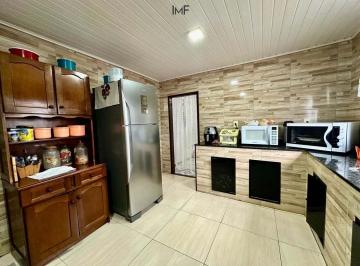 Casa de 3 quartos, Indaial · Casa à venda no bairro Estados - Indaial/SC