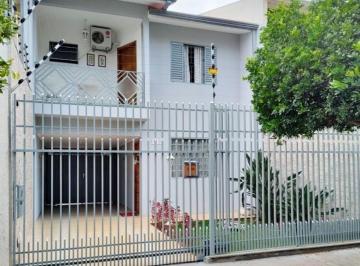 Casa · 198m² · 3 Quartos · 6 Vagas · VENDA | Sobrado, com 3 dormitórios em JD NOVO HORIZONTE, MARINGÁ