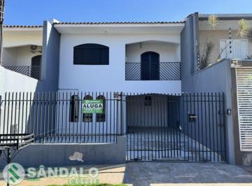 Casa · 119m² · 3 Quartos · 3 Vagas · LOCAÇÃO | Sobrado, com 3 dormitórios em ZONA 08, MARINGA
