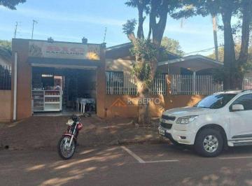 Casa · 189m² · 3 Quartos · 2 Vagas · Casa com 3 quartos no Jd. Morumbi, em frente a Igreja Sta Rita de Cássia