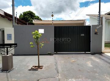 Casa · 297m² · 3 Quartos · 1 Vaga · CASA COM 2 QUARTOS, 1 SUÍTE NO CENTRO