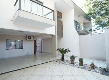 Casa · 238m² · 3 Quartos · 4 Vagas · VENDA | Sobrado, com 3 dormitórios em Vila Morangueira, Maringá