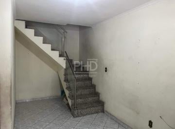 Casa · 240m² · 3 Quartos · 3 Vagas · Casa Espaçosa com 3 Quartos e Excelente Localização em Bairro Arborizado -Jordanópolis, SBC