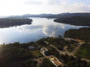 Terreno · 1700m² · Chácara com 1.700 m² com localização excelente