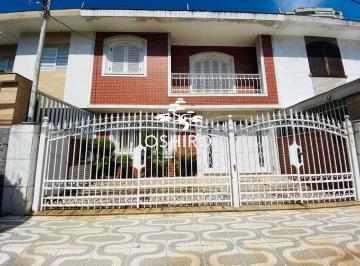 Casa · 131m² · 3 Quartos · 2 Vagas · Casa à venda no Boqueirão em Santos.