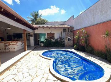 Casa · 236m² · 4 Quartos · 4 Vagas · Casa com 4 quartos à venda no Bairro Vigilato Pereira - Uberlândia/MG