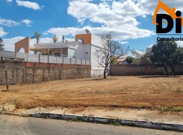 Terreno , Brasília · TERRENO EM EXCELENTE BAIRRO DE BRASÍLIA