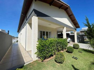 Fachada · CASA TÉRREA à VENDA no CONDOMINIO TIPO CLUBE VALE DAS ÁGUAS com 3 DORMTORIOS, ÁREA GOURMET e AMPLO