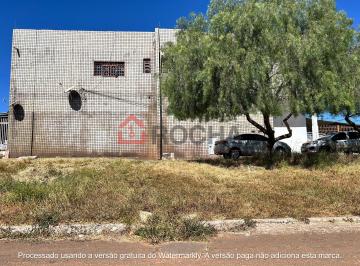 Apartamento de 3 quartos, Sobradinho · Quadra 15 (Sobradinho) - Escritura e Habite-se, aceito financiamento