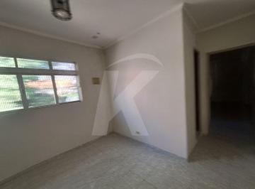 Casa · 40m² · 1 Quarto · 1 Vaga · Casa com 1 quarto, sala, cozinha, banheiro, área de serviço e 1 vaga de garagem.
