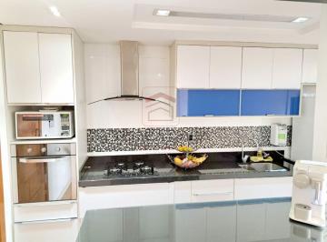 Apartamento · 50m² · 2 Quartos · 1 Vaga · Apartamento a venda com 2 quartos na rua padre adelino