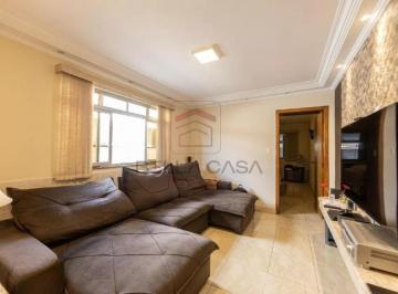 Casa · 200m² · 5 Quartos · 2 Vagas · Sobrado à Venda na Mooca - 5 Dormitórios, 2 Vagas e Rua Sem Saída