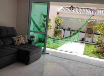 Casa · 148m² · 3 Quartos · 4 Vagas · Campo Grande 3 Suítes, 4 Vagas, 148m² construção - Semi-Novo