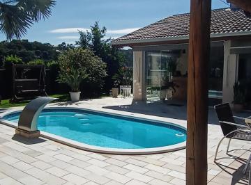 Casa · 230m² · 3 Quartos · 6 Vagas · CASA TÉRREA À VENDA NO RESIDENCIAL CAMBARAH EM JARINU/SP
