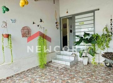 Casa · 154m² · 3 Quartos · 2 Vagas · Casa em Rua Presidente Epitácio Pessoa - Jardim Dermínio - Franca/SP