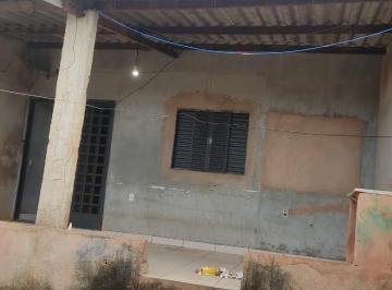 Casa de 4 quartos, Planaltina · 2 Casa no lote na Estancia 3 / Próximo ao Campo