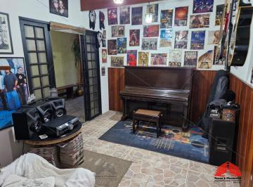 Foto 01 · Casa térrea de 232 m² a venda no Água Rasa, 3 dormitórios sendo 1 suíte, 2 banheiros, 2 vagas de gar