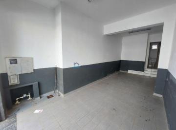 Comercial · 300m² · 3 Vagas · Casa comercial com salão