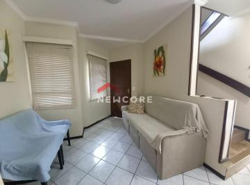 Casa · 250m² · 4 Quartos · 2 Vagas · Sobrado em  Rua Zezé Moreira - Floresta - Joinville/SC