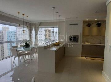 Apartamento · 142m² · 3 Quartos · 2 Vagas · Apartamento locação temporada 03 suítes Centro Balneário Camboriú